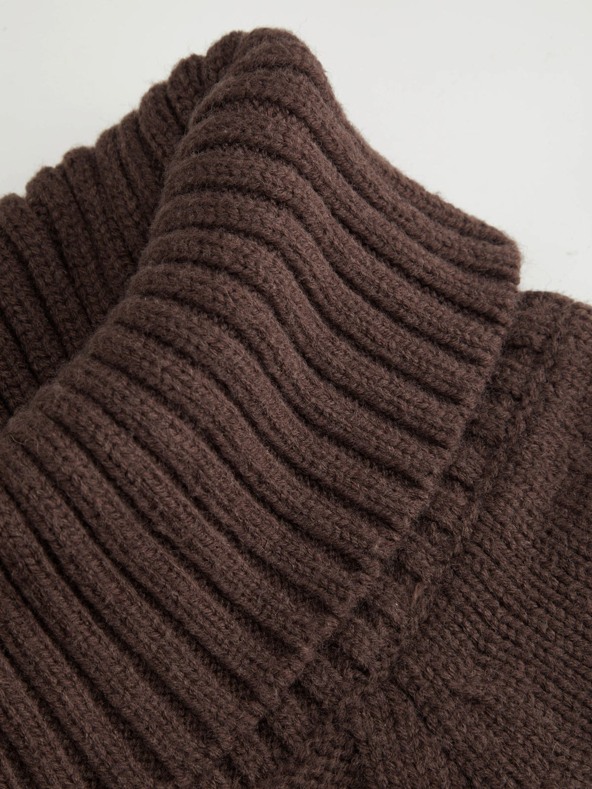 Capucine sweater in brown, roll neck detail